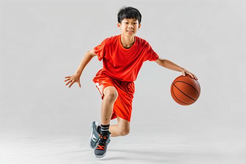 打籃球運(yùn)動籃球人物圖片攝影圖 攝影圖 下載至來源處
